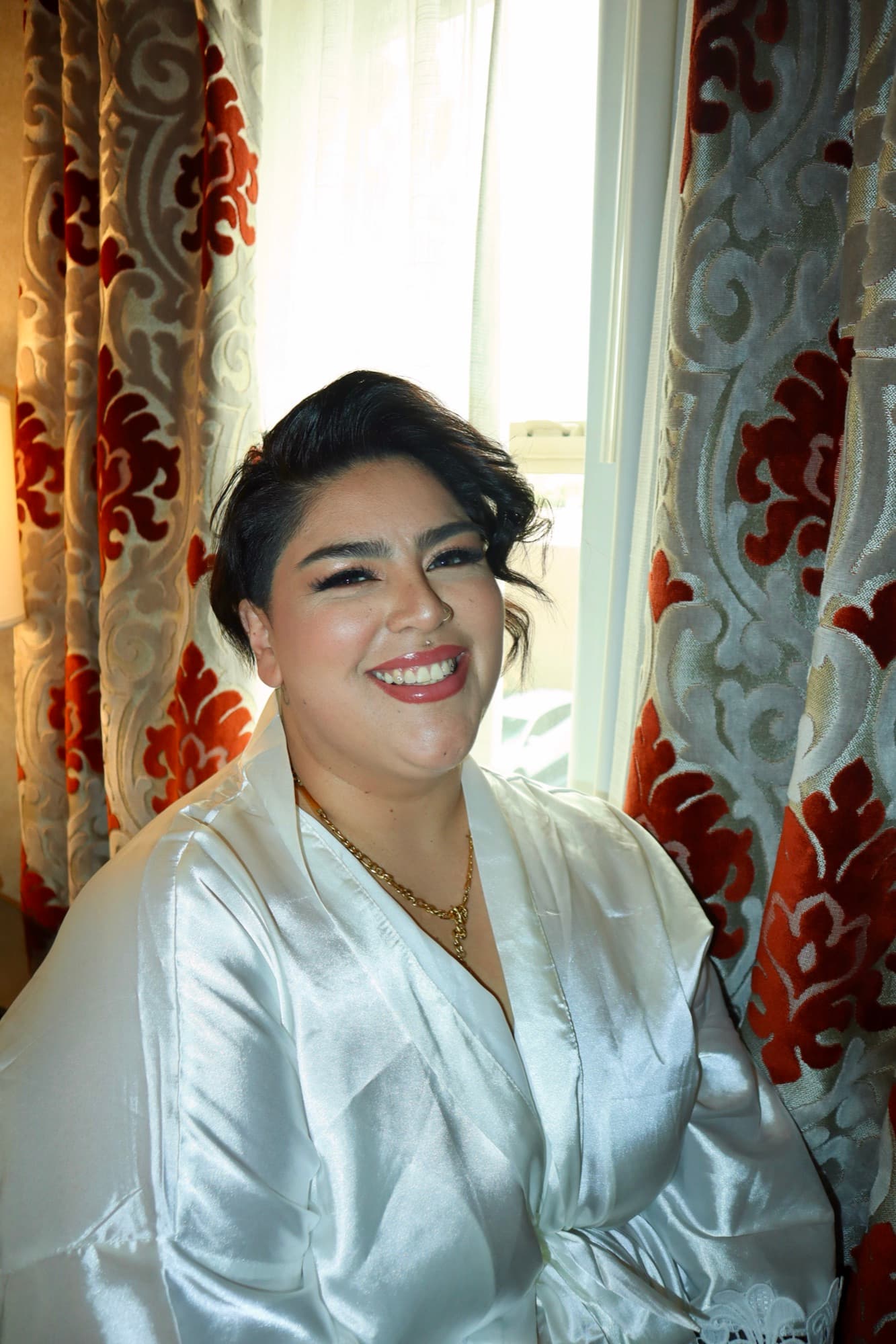 The bride getting ready, frame 2
