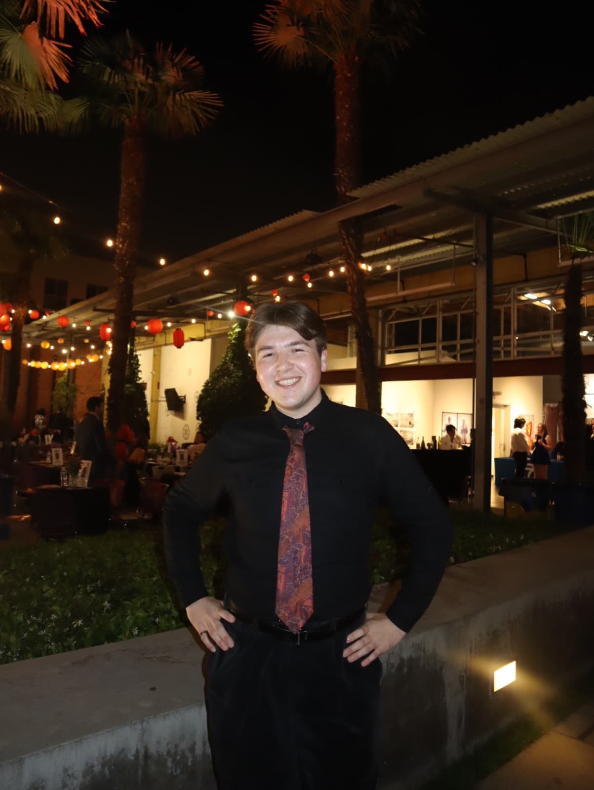 The Press Pride Prom at the Los Angeles LGBT Center · 06