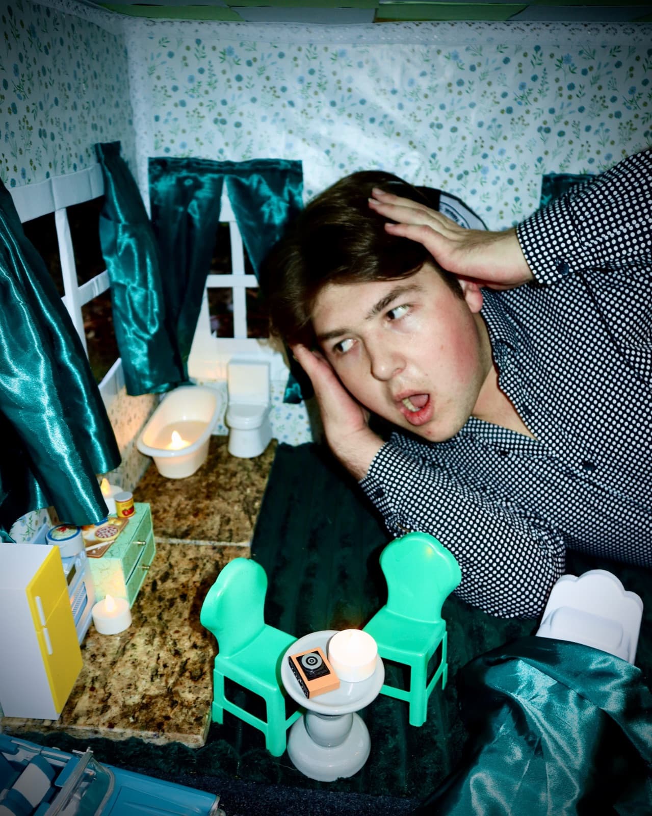 Gregory Ferraro squeezed into the house · 03